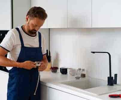 We are offering Expert Plumbing Services - NG28
